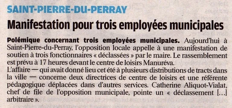 Journal Le Parisien du 16 sept 2011 : manifestion pour 3 employées municipales Journal Le Parisien du 16 sept 2011 : manifestion pour 3 employées municipales