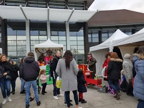 Marché de Noël - 07 décembre 2019 Marché de Noel, 07 décembre 2019, St Pierre du Perray