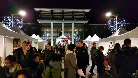 Marché de Noël - 07 décembre 2019 Marché de Noel, 07 décembre 2019, St Pierre du Perray